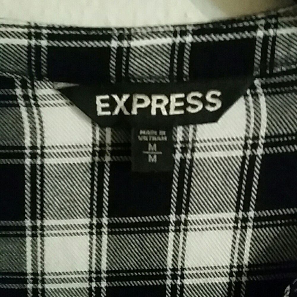 Express Top - Picture 2 of 5
